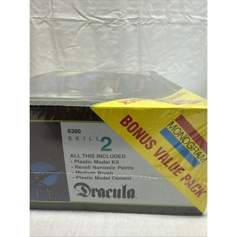 Monogram 1991 Dracula 1:8 Scale Monsters Model Kit famous Aurora Reissure